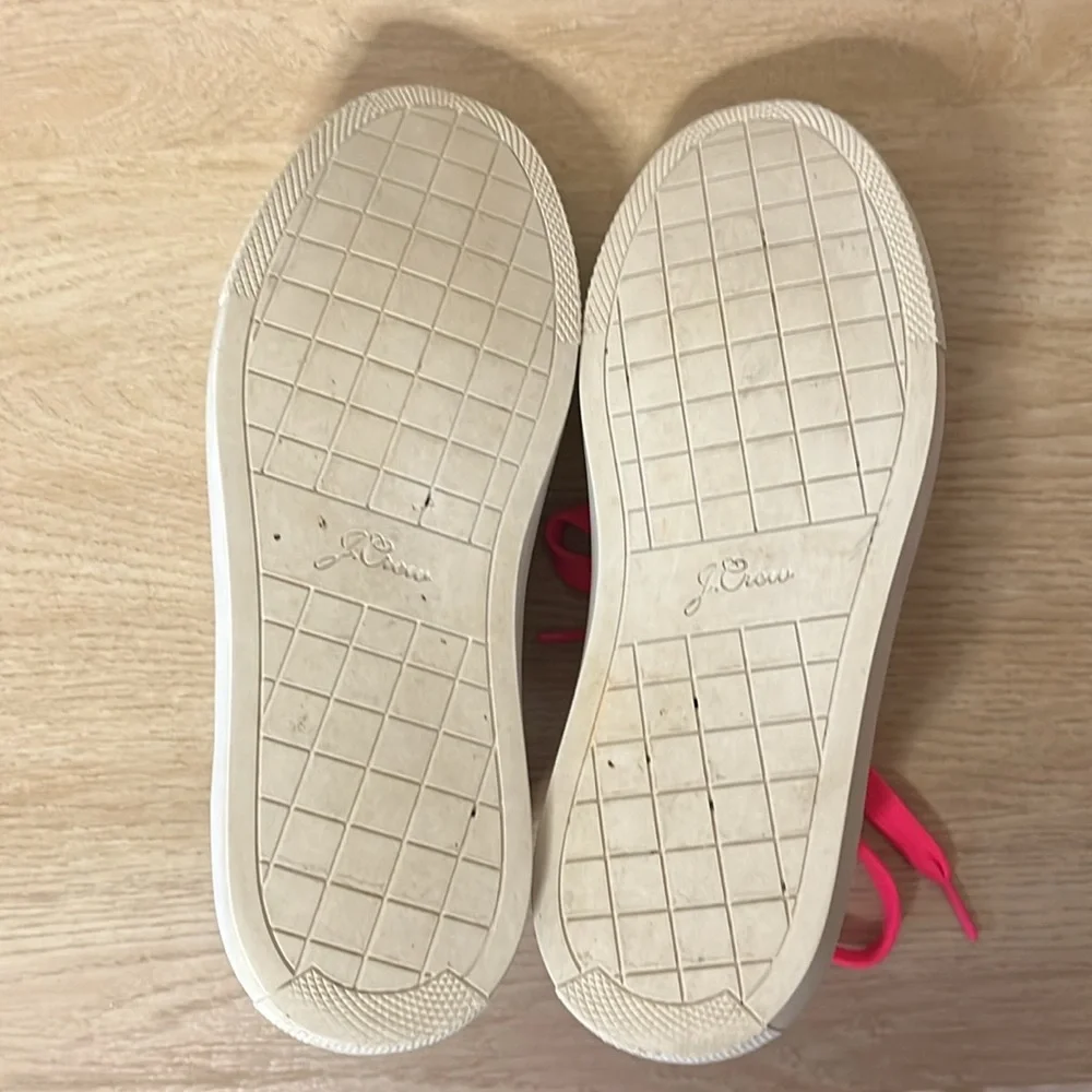 J. Crew Saturday white leather sneaker with hot pink trim and laces Size‎ 6